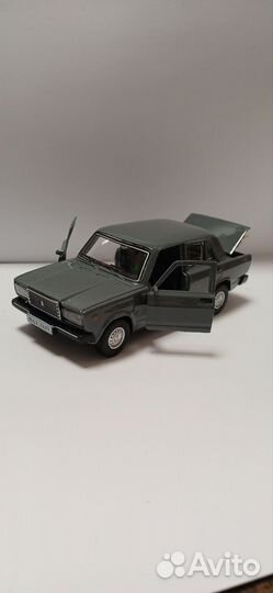 Автомобиль ваз 2107