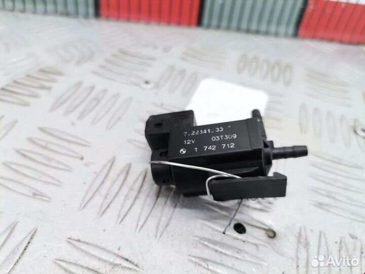 Клапан вакуумного управления BMW 3 E46 2003