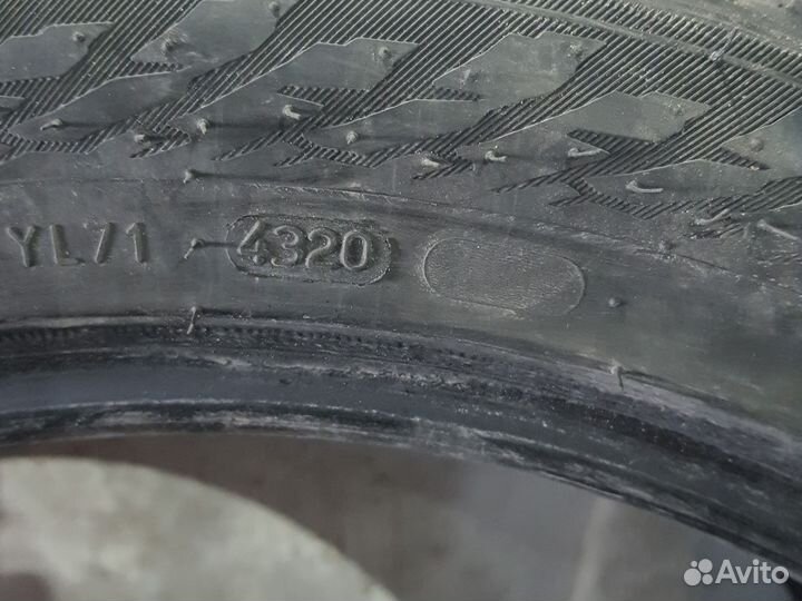 Nokian Tyres Hakkapeliitta 9 245/45 R19 102