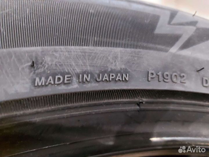 Bridgestone Blizzak DM-V3 285/45 R22 110T