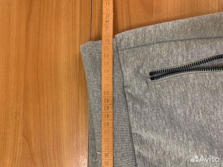 Спортивные штаны