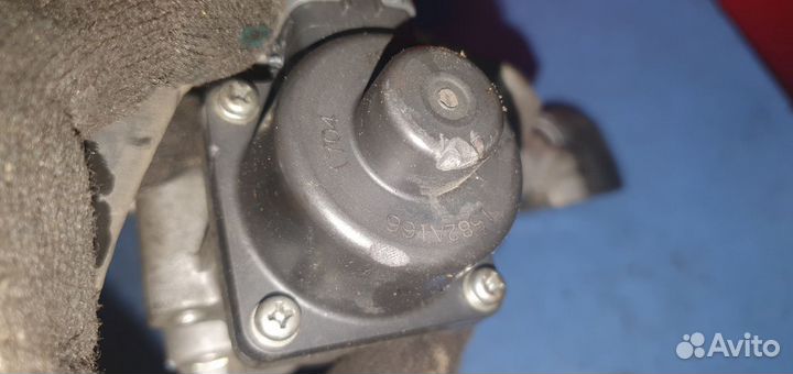 Клапан EGR Mitsubishi