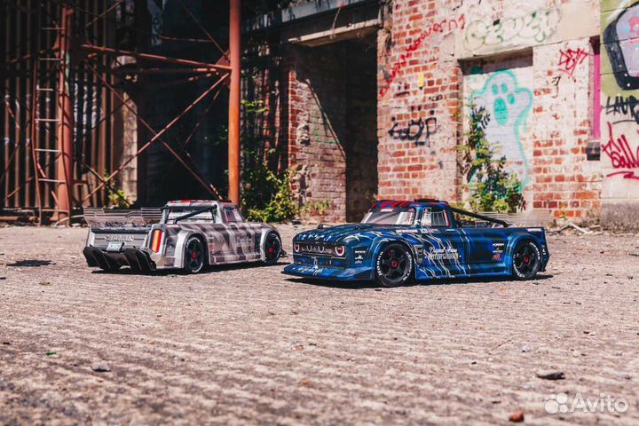 Arrma RC 1/7 infraction 6S BLX ALL-road truck RTR