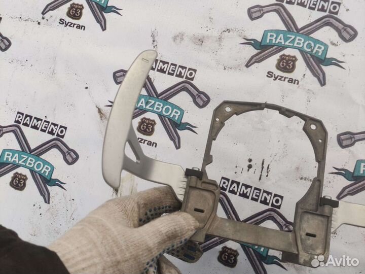 Подрулевой переключатель кпп Mitsubishi Outlander