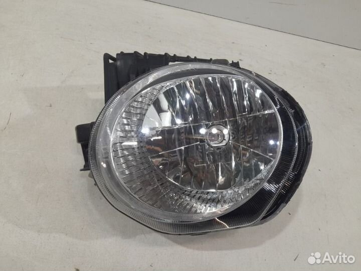 Фара левая Nissan Juke F15 2011