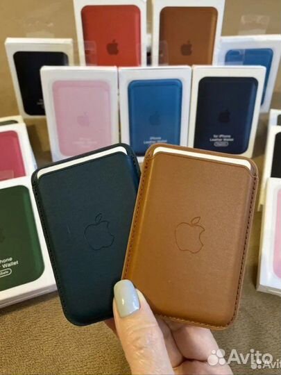 Картхолдер Apple MagSafe Wallet Leather