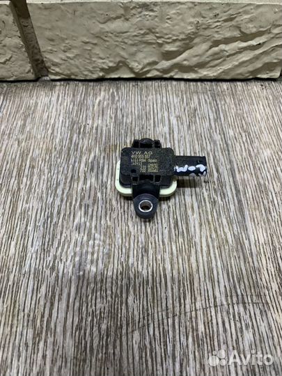 Audi A6 C7 Датчик AIR BAG