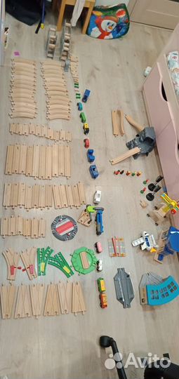 Деревянная железная дорога IKEA brio