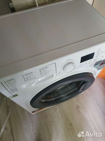 Стиральная машина бу Hotpoint ariston