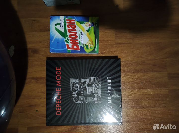 Depeche mode монумент