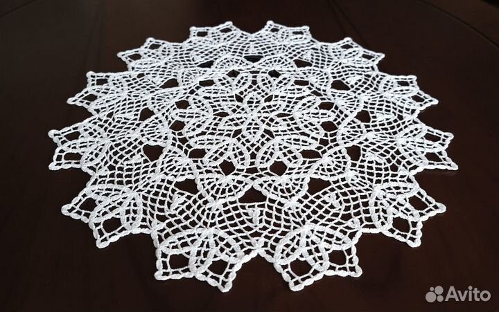 Салфетка вязаная
