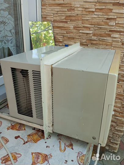 Оконный кондиционер бу