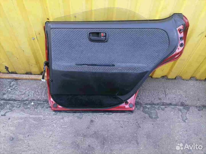 Дверь задняя правая Toyota Windom VCV10