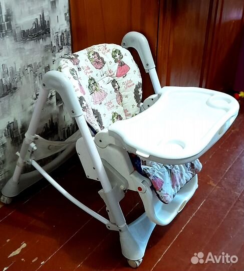 Стульчик для кормления