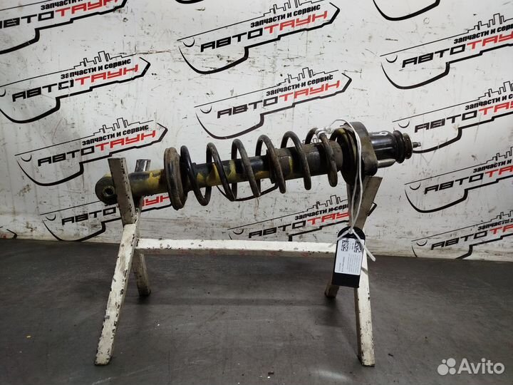 Стойка ходовки mitsubishi lancer lancer cedia CS1A CS2A CS3A CS5A CS6A CS7A задняя правая левая seda