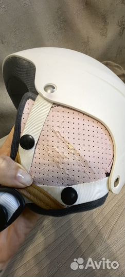 Шлем горнолыжный