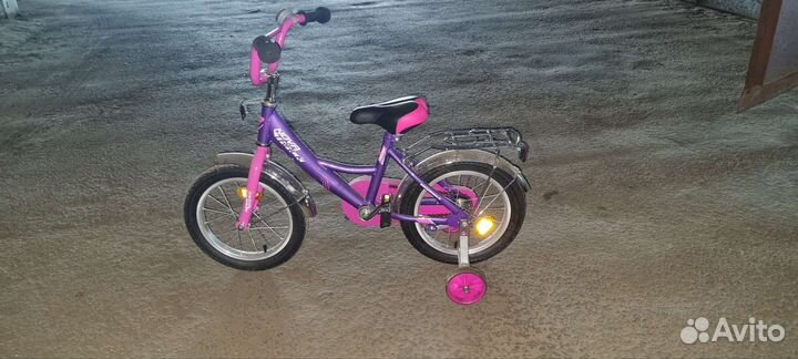 Детский велосипед новый