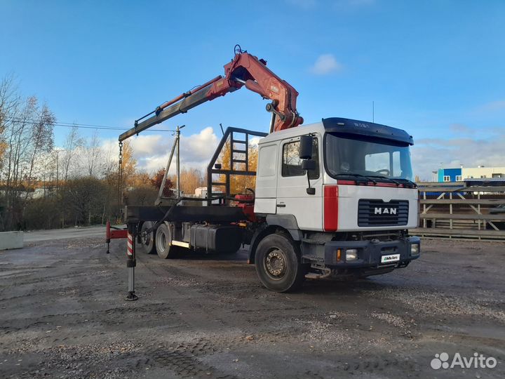 Бортовой грузовик MAN F 2000 с КМУ FASSI, 2013