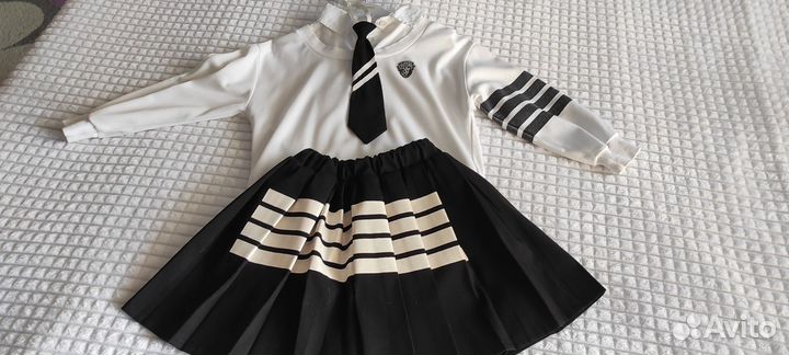 Костюм для девочки школьный на 1-3 класс