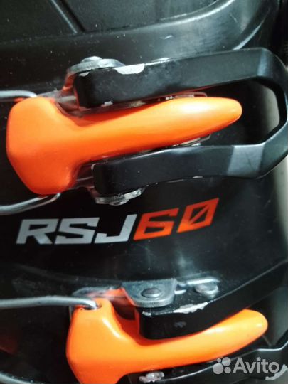 Горнолыжные ботинки детские 22,5