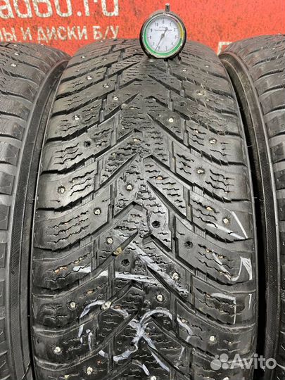Nokian Tyres Hakkapeliitta 8 SUV 225/65 R17