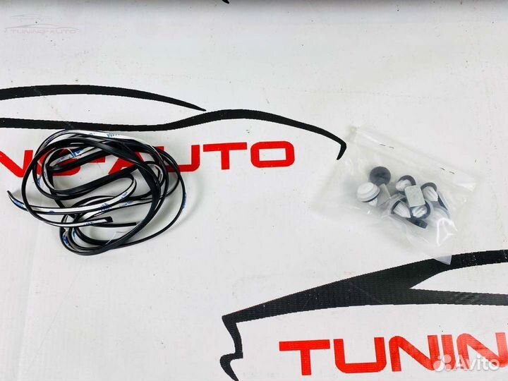 Накладка под номер на 5-ю дверь Lexus LX570 F3305