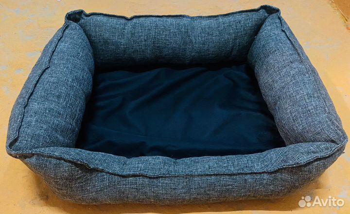 Лежанка для собак и кошек