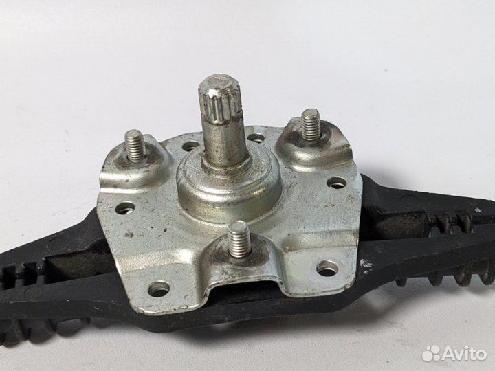 Стеклоподъемник механич задний левый Kia Rio G4FC