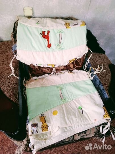 Бортики на кроватку