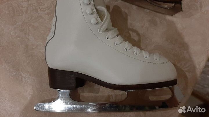 Фигурные коньки wifa 31