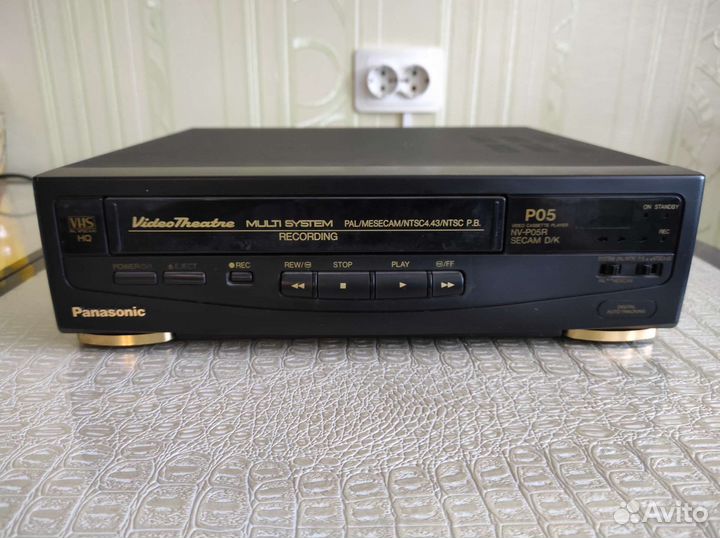 Видеомагнитофон panasonic