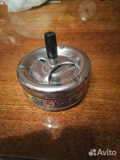 Пепельница