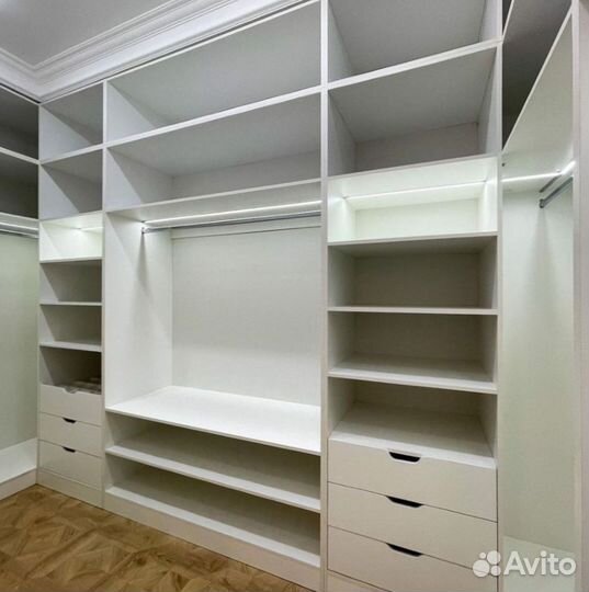 Гардеробная белая на заказ