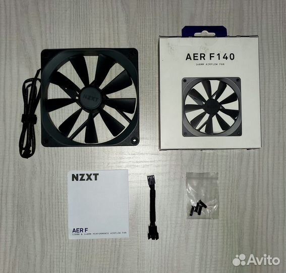 Контроллер nzxt RGB & Fan Controller