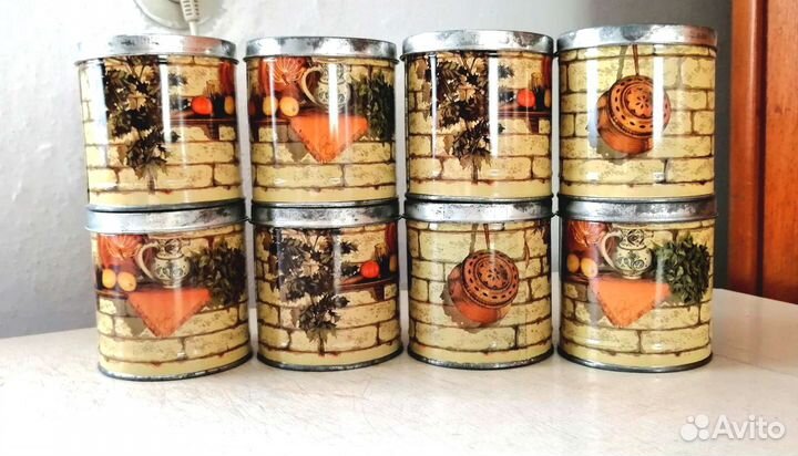 Набор жестяных банок СССР