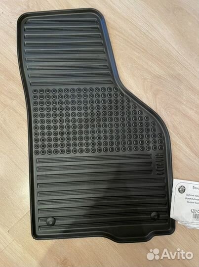 Коврик пассажирский салона Skoda Octavia A5