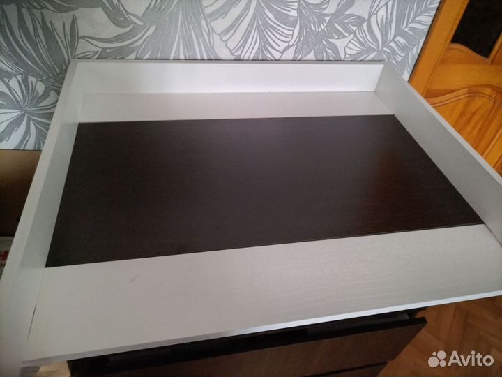 Пеленальный столик