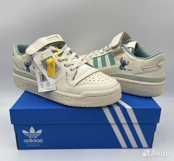 Кроссовки женские Adidas Disney Forum Low