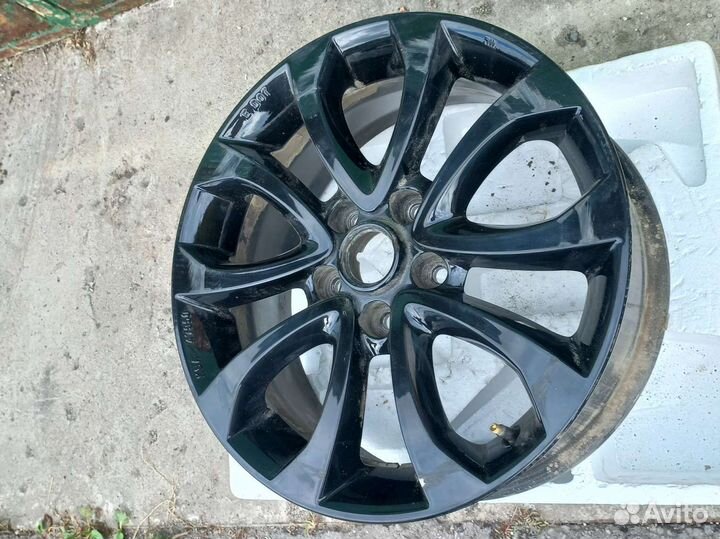 Оригинальный Литой Диск R17 Nissan Juke