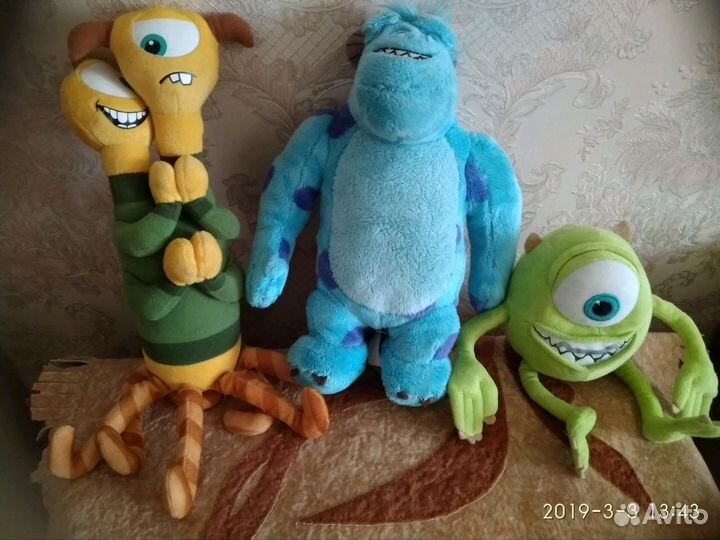 Фирменная игрушка Салли из 