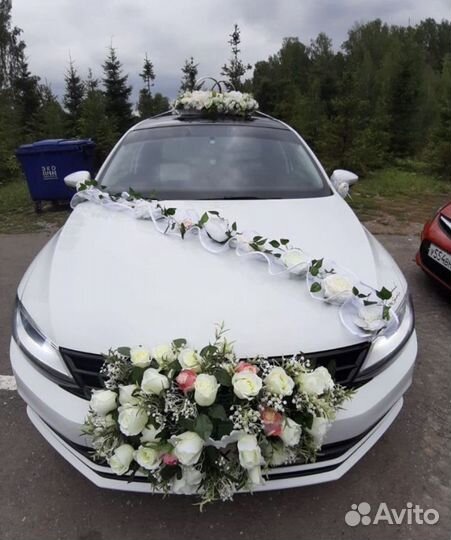 Украшение на свадебное авто