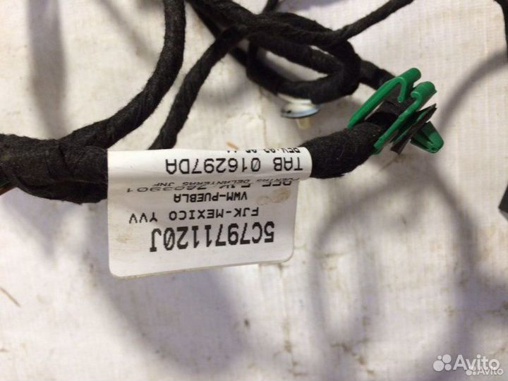 Проводка двери передняя левая Volkswagen Jetta