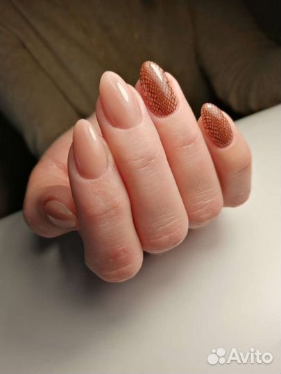 Комбинированный маникюр