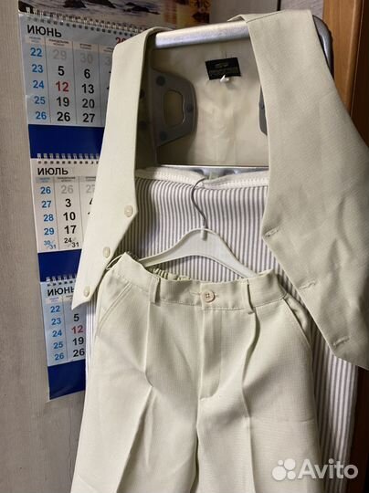 Костюм жилетка и брюки