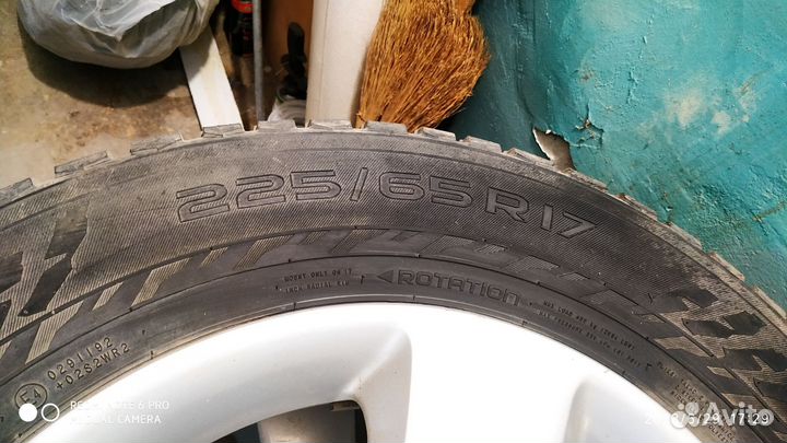 Nokian Tyres Hakkapeliitta 9 225/65 R17