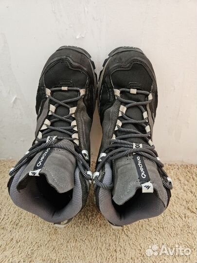 Треккинговые ботинки Quechua MH500