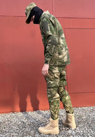 Тактический боевой костюм 