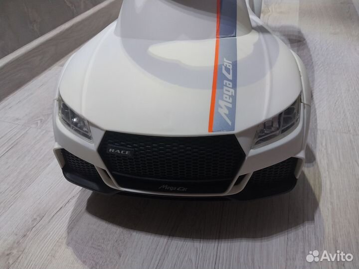 Машинка-толокар