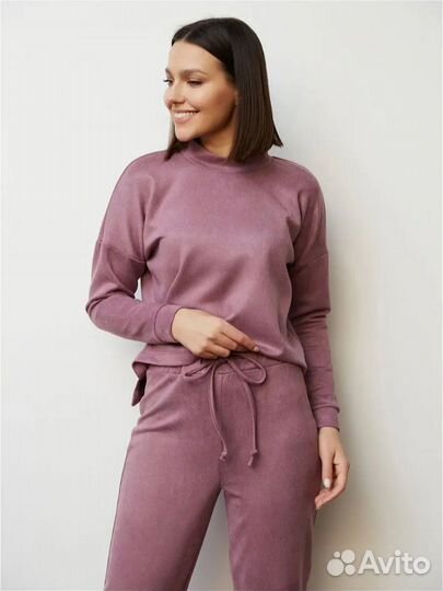 Костюм женский