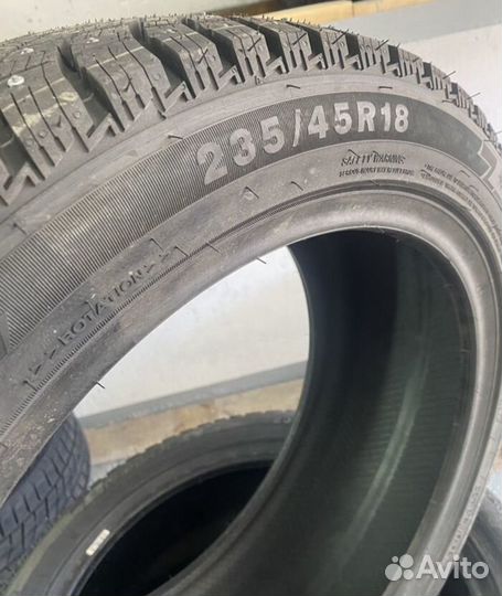 Triangle IcelynX TI501 235/45 R18 98T